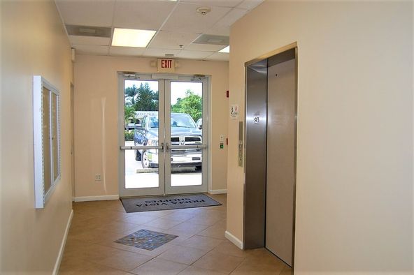 Prima Vista Shoppes: 529 NW Prima Vista Boulevard, Port Saint Lucie, FL 34983
